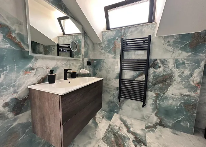 Alba Exclusive Place *